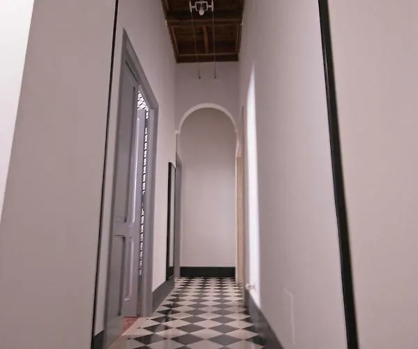 Διαμέρισμα Trastevere 3 Bedrooms *